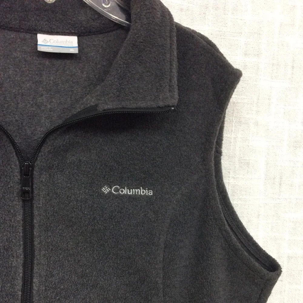 Columbia Size XL Charcoal Gray Fleece Vest - Picture 2 of 6